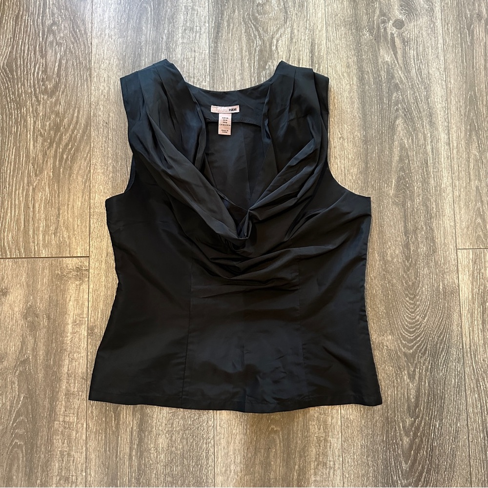 Elegant Black Sleeveless Top